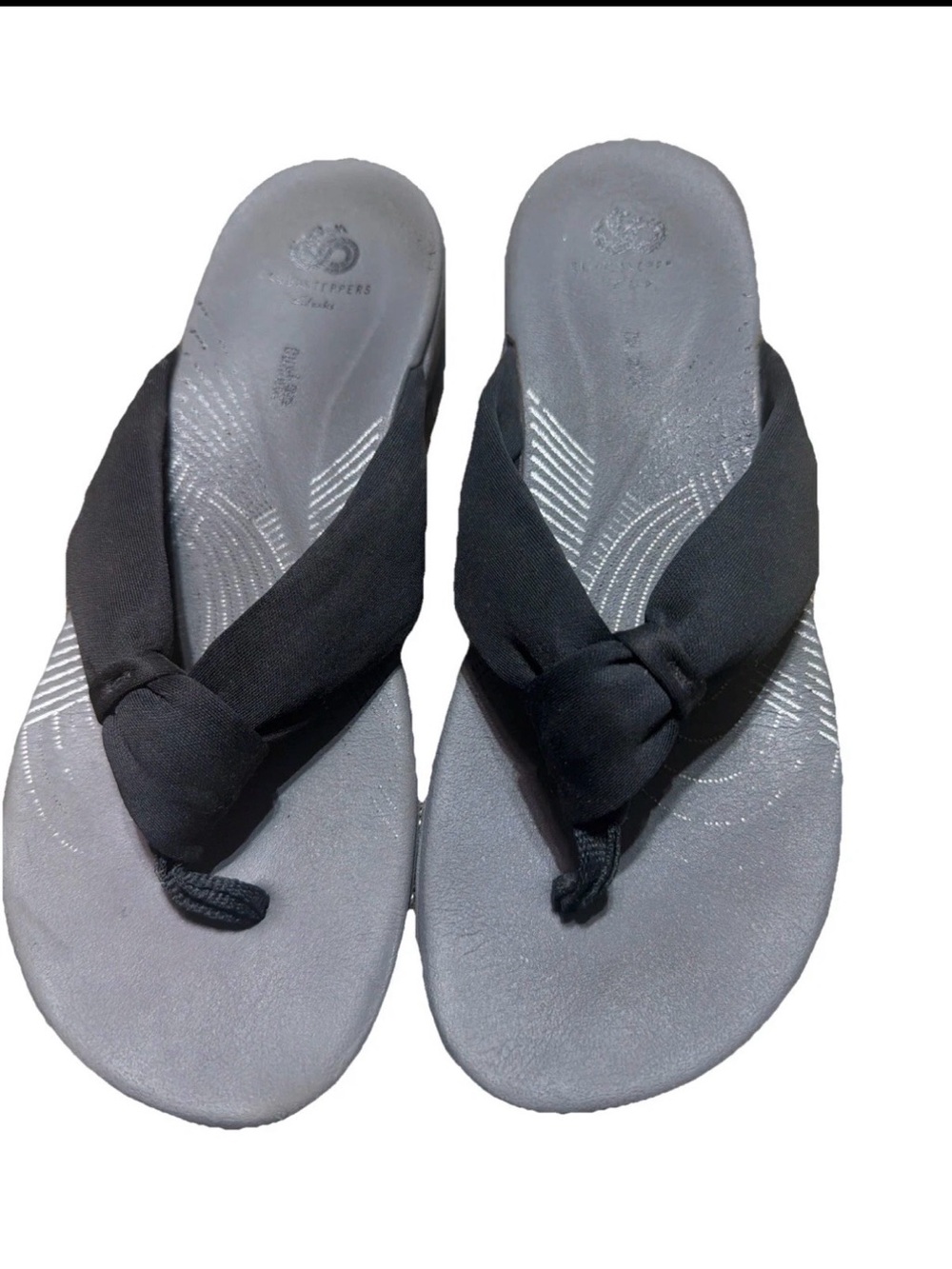 Clarks Cloudsteppers Arla Glison Black & Gray Thong Sandals 8.M